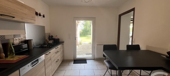 3 bedrooms House in Romorantin-Lanthenay, France No. 65252 8