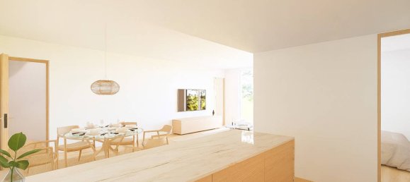 Apartamento de 3 dormitorios en Mahon, Spain No. 289159 4