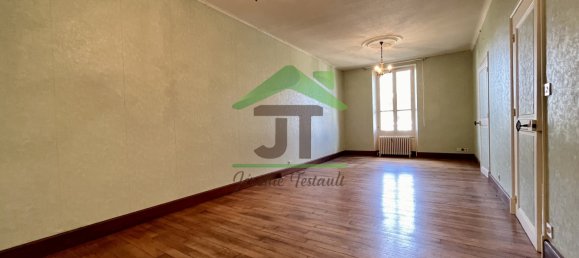 4 Schlafzimmer Haus in Patay, France, Nr. 65539 2