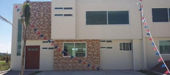 Casa de 3 dormitorios en Querétaro, Mexico No. 161284 2