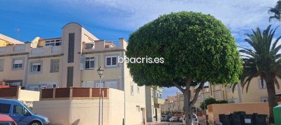 3 Schlafzimmer Doppelhaus in Telde, Spain, Nr. 74205 3