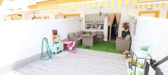 2 غرف نوم منزل ذو طابقين في Alicante, Spain رقم 191247 3