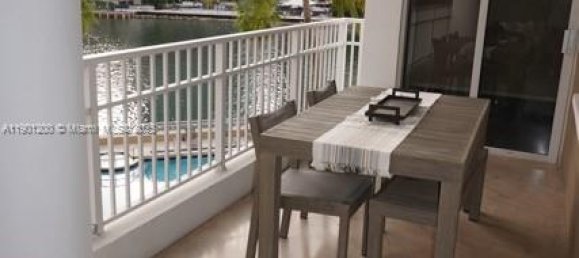 3 dormitorios propiedad comercial en venta en Miami, Miami-Dade, Florida, USA № 615802 8