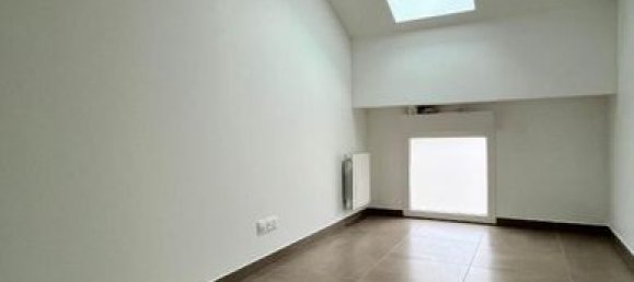 3 bedrooms House in Clairoix, France No. 305598 9