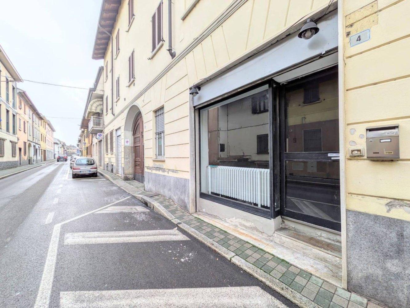 Коммерческая недвижимость 78м² в Чезано Мадерно, Италия № 359796