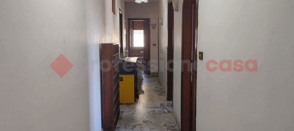 4-salle Appartement à Reggio Calabria, Italy No. 202319 8