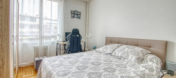 1 bedroom Apartment in Saint-Germain-en-Laye, France No. 142604 5