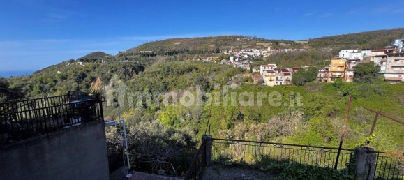 4 Schlafzimmer Haus in Bagnara Calabra, Italy, Nr. 123058 15