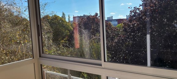 Apartamento de 3 dormitorios en Brest, France No. 200524 5