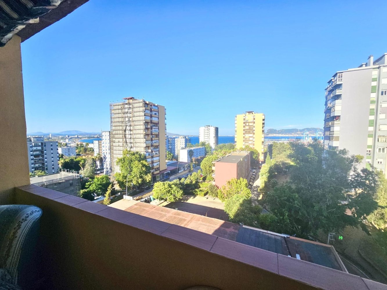 3 غرف نوم شقة في Cadiz, Spain رقم 260011