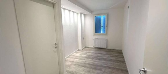 7 rooms House in Udine, Italy No. 29103 17