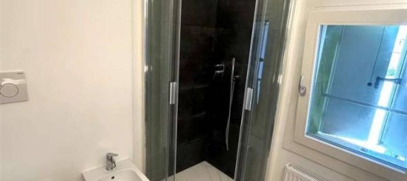 7 rooms House in Udine, Italy No. 29103 36