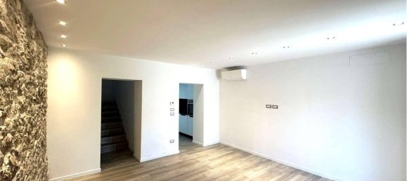 7 rooms House in Udine, Italy No. 29103 11