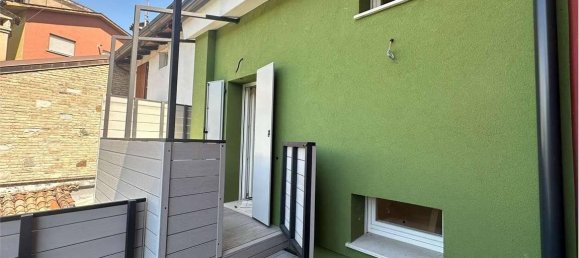 7 rooms House in Udine, Italy No. 29103 35
