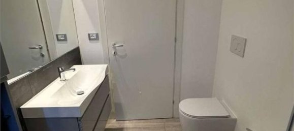 7 rooms House in Udine, Italy No. 29103 23