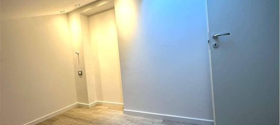 7 rooms House in Udine, Italy No. 29103 41