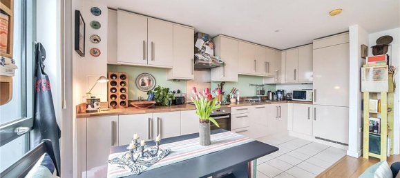 2 Schlafzimmer Wohnung in London, United Kingdom, Nr. 3522 7