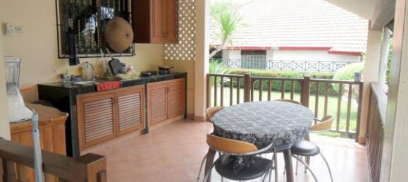 3 bedrooms Cafe / restaurant in Pattaya, Thailand No. 1327 24