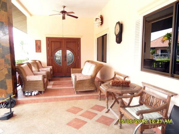 3 bedrooms Cafe / restaurant in Pattaya, Thailand No. 1327