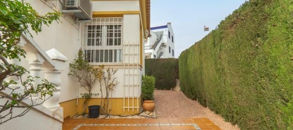 2 bedrooms Townhouse in Alicante, Spain No. 160132 8