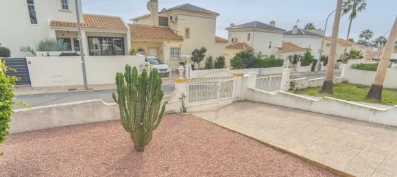 2 bedrooms Townhouse in Alicante, Spain No. 160132 17