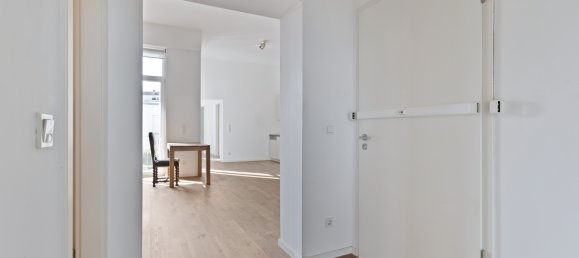 3-salle Appartement à Dusseldorf, Germany No. 22037 6