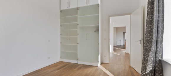 3-salle Appartement à Dusseldorf, Germany No. 22037 14