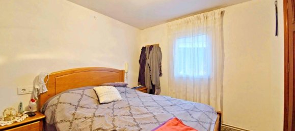 4 bedrooms House in Coristanco, Spain No. 33697 32