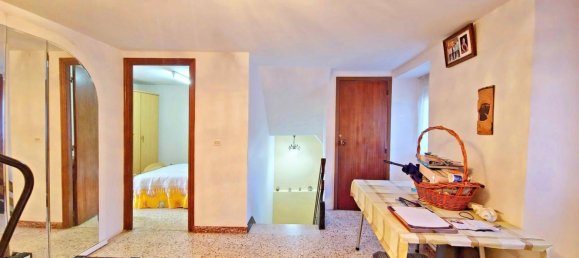 4 bedrooms House in Coristanco, Spain No. 33697 25