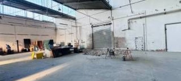 Склад 1100м² в Реджо Эмилия, Италия № 320666 3