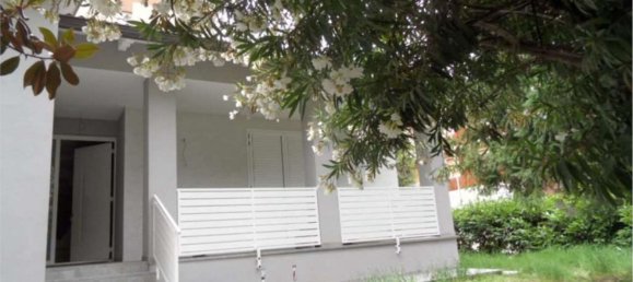 6 rooms Villa in Sassuolo, Italy No. 96020 5