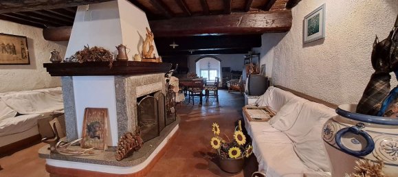 5 rooms Duplex in Cantagallo, Italy No. 79258 3