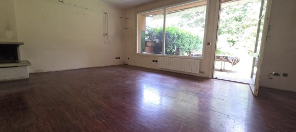 4 rooms Villa in Correzzana, Italy No. 275380 13