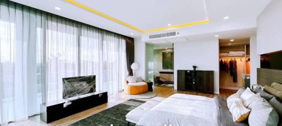 6 bedrooms Villa in Pattaya, Thailand No. 13090 8