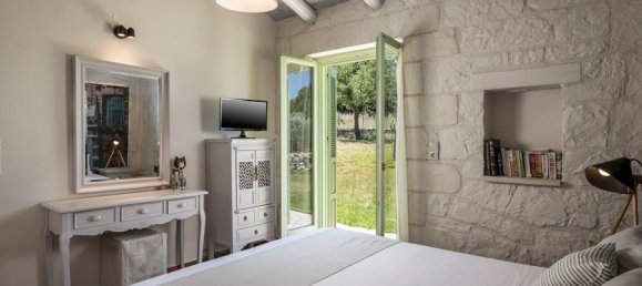 4 bedrooms Villa in Chania, Greece No. 135 15