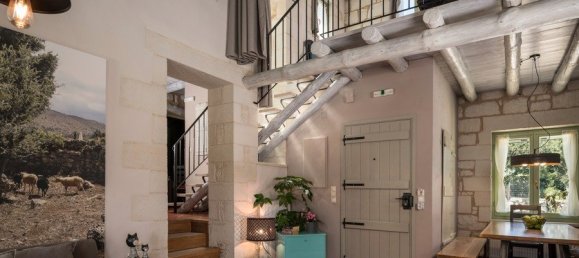 4 Schlafzimmer Villa in Chania, Greece, Nr. 135 18