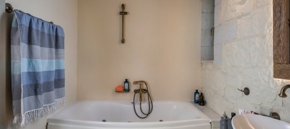 4 Schlafzimmer Villa in Chania, Greece, Nr. 135 17