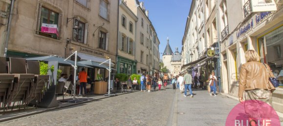 Edificio de 6 habitaciónes en Nancy, France No. 94542 3