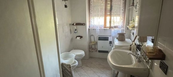 3غرفة شقة في Rivergaro, Italy رقم 283433 12