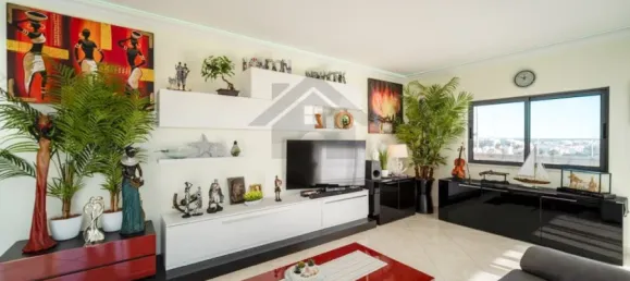 Apartamento de 3 dormitorios en Portimao, Portugal No. 85674 2