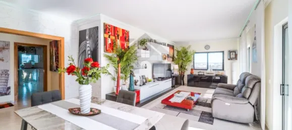 Apartamento de 3 dormitorios en Portimao, Portugal No. 85674 5