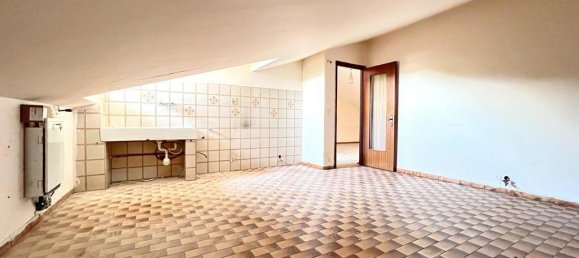 3 rooms Penthouse in Santa Vittoria d'Alba, Italy No. 178585 10