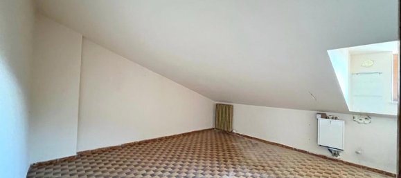 3 rooms Penthouse in Santa Vittoria d'Alba, Italy No. 178585 8