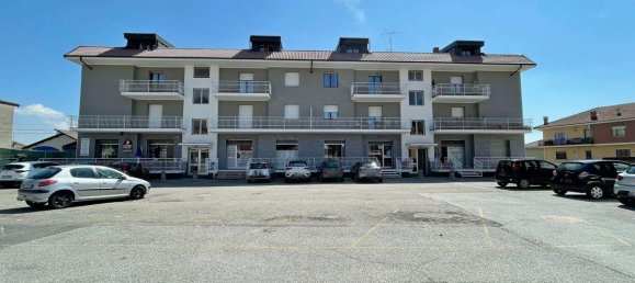 3 rooms Penthouse in Santa Vittoria d'Alba, Italy No. 178585 2