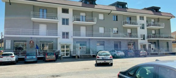 3 rooms Penthouse in Santa Vittoria d'Alba, Italy No. 178585 16