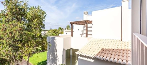 2 bedrooms Villa in Lagoa, Portugal No. 9316 15