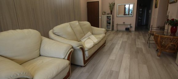 Apartamento T3 em Rho, Italy N.º 53827 4