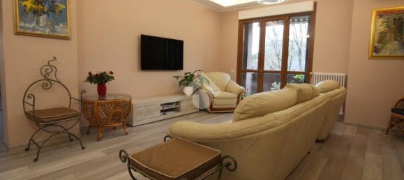 Apartamento T3 em Rho, Italy N.º 53827 2