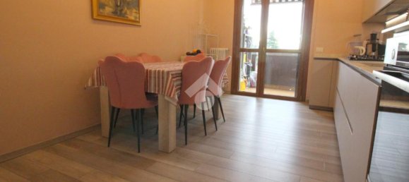 Apartamento T3 em Rho, Italy N.º 53827 11