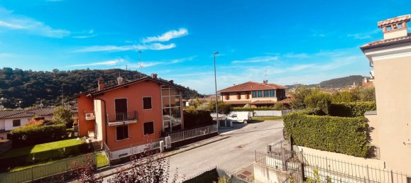 Apartamento de 3 dormitorios en Monticelli Brusati, Italy No. 361352 5